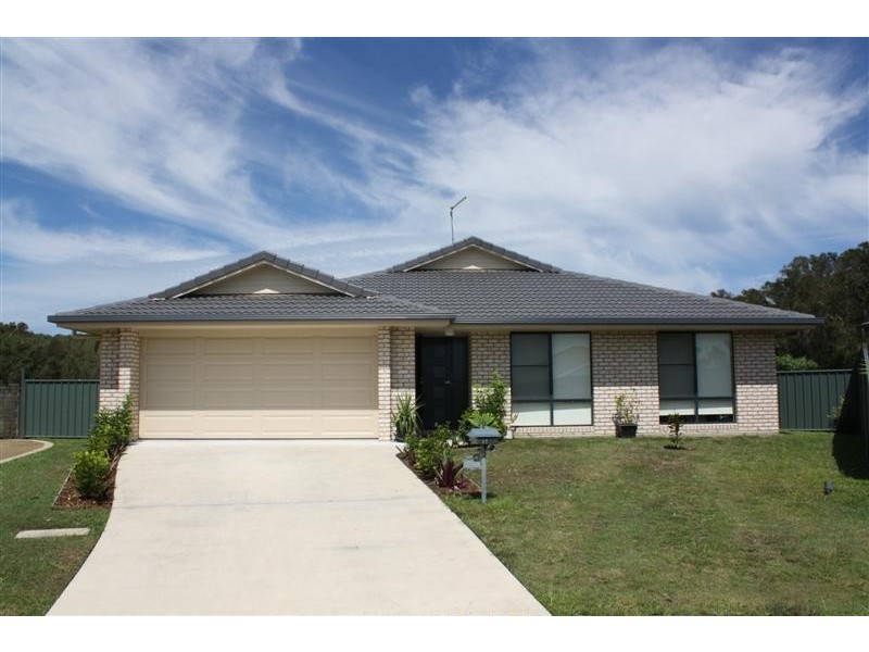 5 Buccaneers Court, Yamba NSW 2464