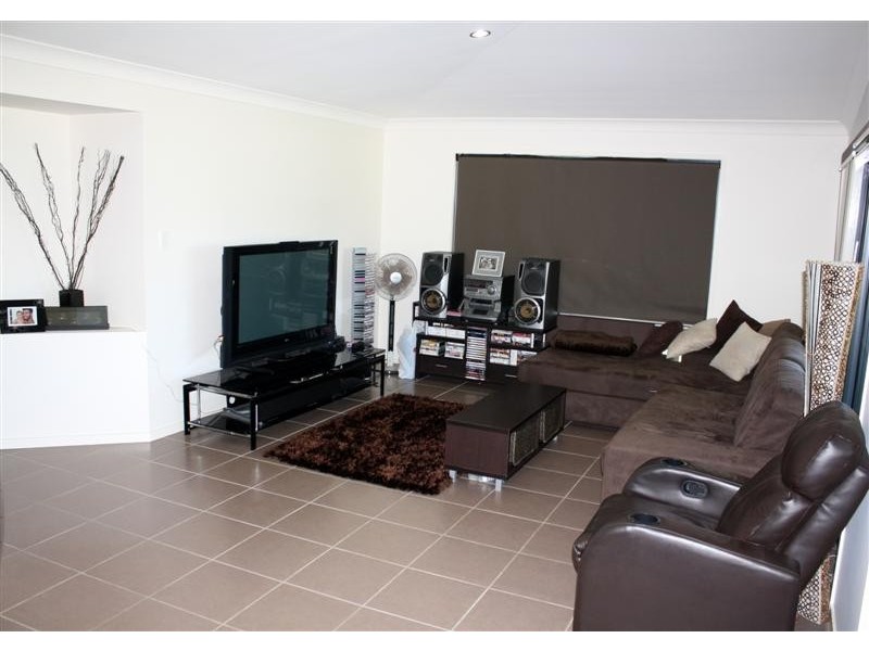 5 Buccaneers Court, Yamba NSW 2464