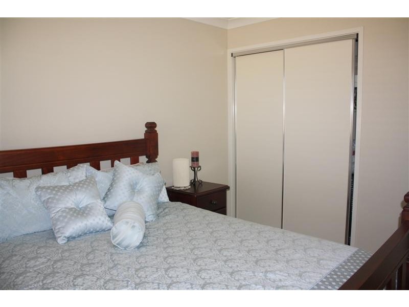 2 Investigators Place, Yamba NSW 2464