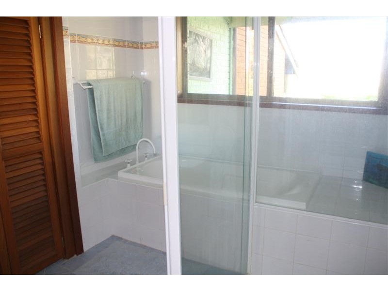2/17 The Crescent, Angourie NSW 2464