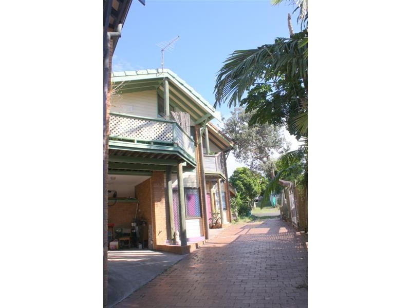 2/17 The Crescent, Angourie NSW 2464