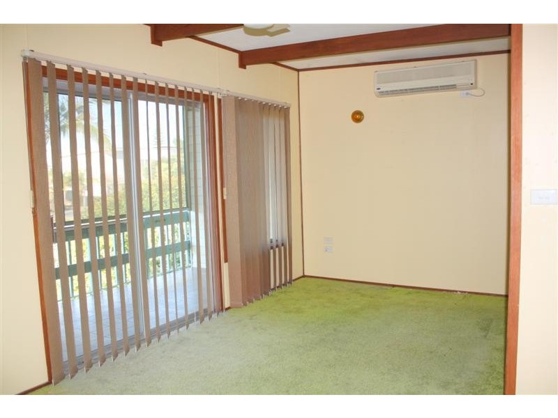 73 Yamba Street, Yamba NSW 2464