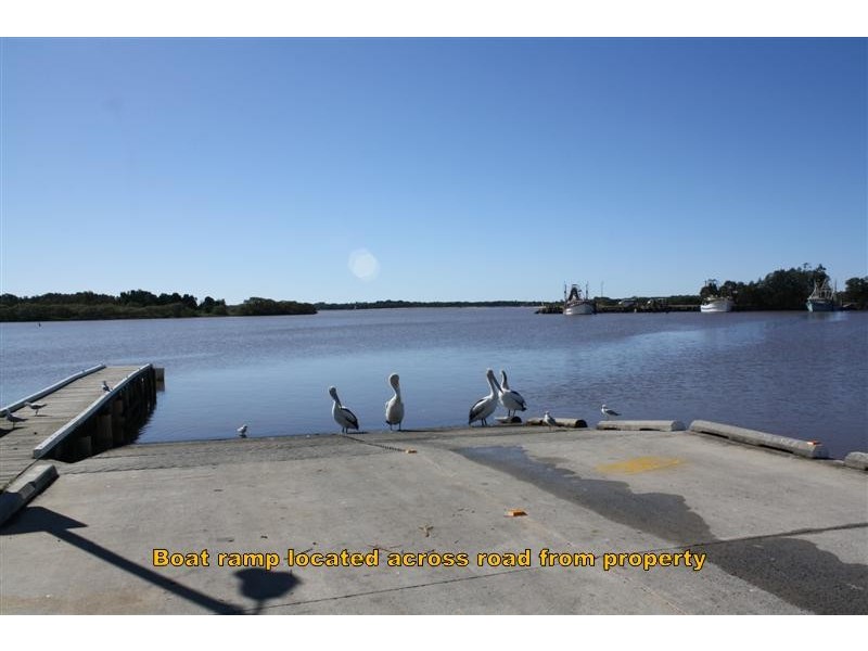 90 Yamba Road, Yamba NSW 2464