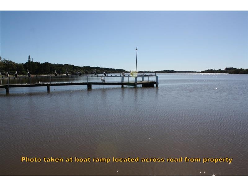 90 Yamba Road, Yamba NSW 2464