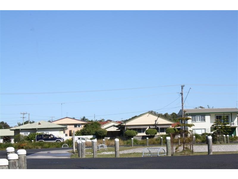 90 Yamba Road, Yamba NSW 2464