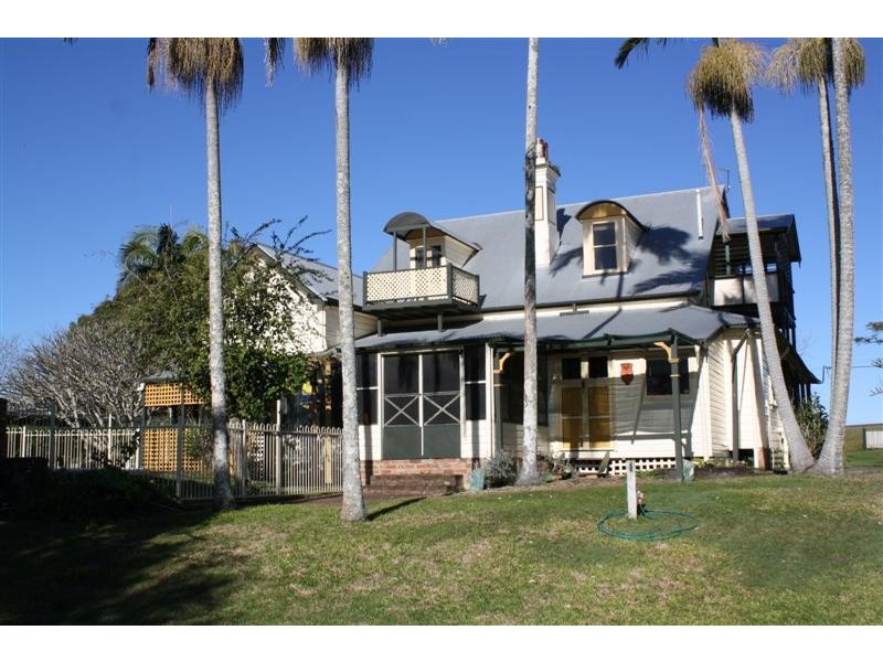 797 Yamba Road, Palmers Island NSW 2463