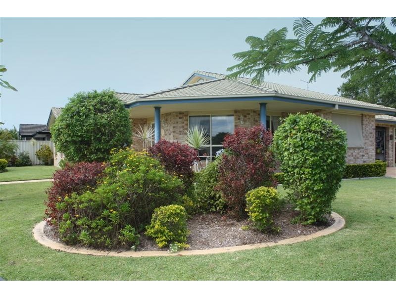 1 Kempnich Place, Yamba NSW 2464