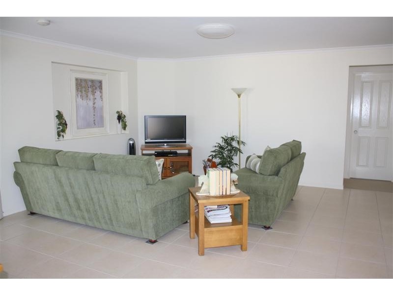 17 Harold Tory Drive, Yamba NSW 2464