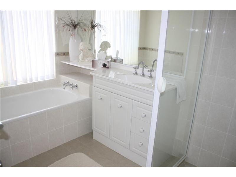 17 Harold Tory Drive, Yamba NSW 2464