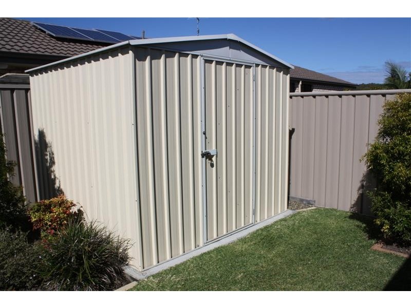 17 Harold Tory Drive, Yamba NSW 2464