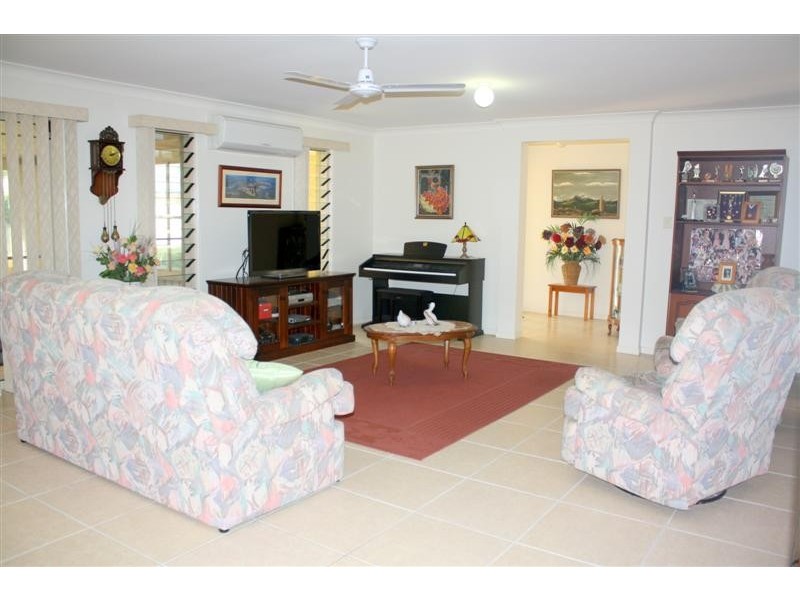 270 Yamba Road, Yamba NSW 2464