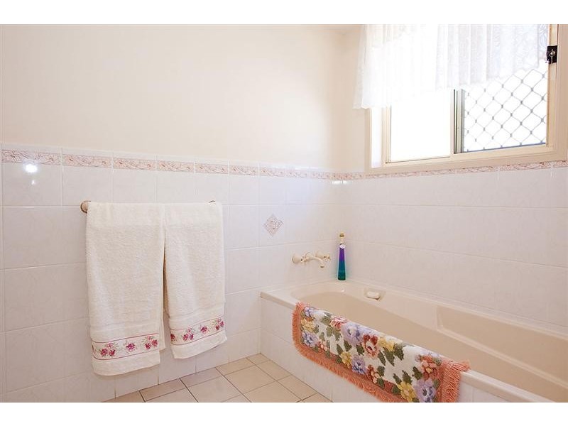 49 Osprey Drive, Yamba NSW 2464