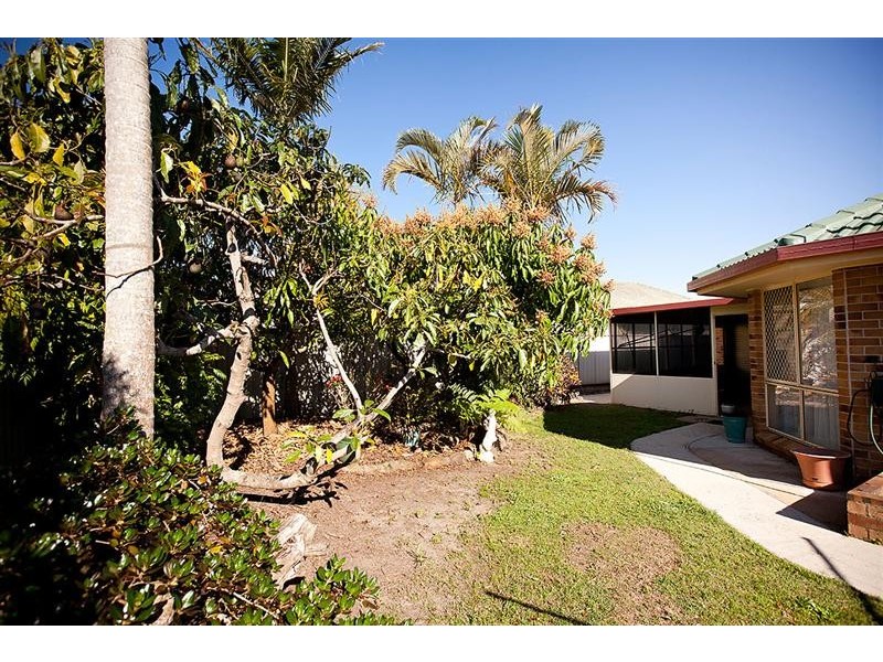 49 Osprey Drive, Yamba NSW 2464