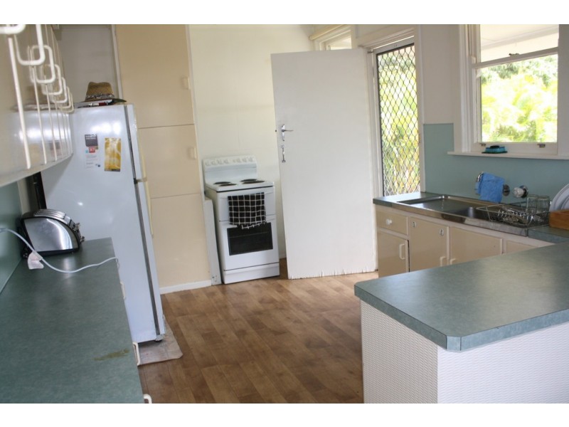 187 Yamba Road, Yamba NSW 2464