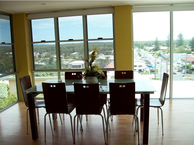 6 Coldstream Street, Yamba NSW 2464