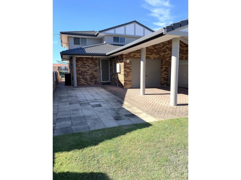 2/28 The Mainbrace, Yamba NSW 2464