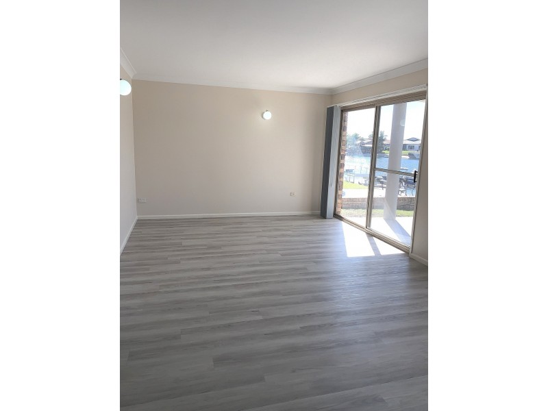 2/28 The Mainbrace, Yamba NSW 2464