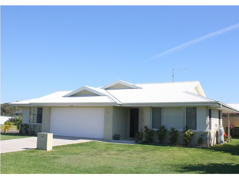 1/1 Flinders Place, Yamba NSW 2464