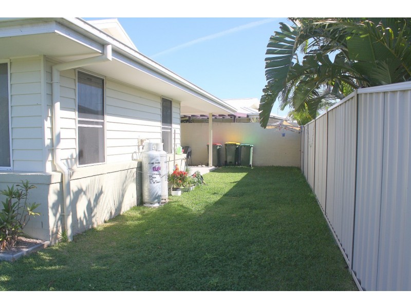 1/1 Flinders Place, Yamba NSW 2464