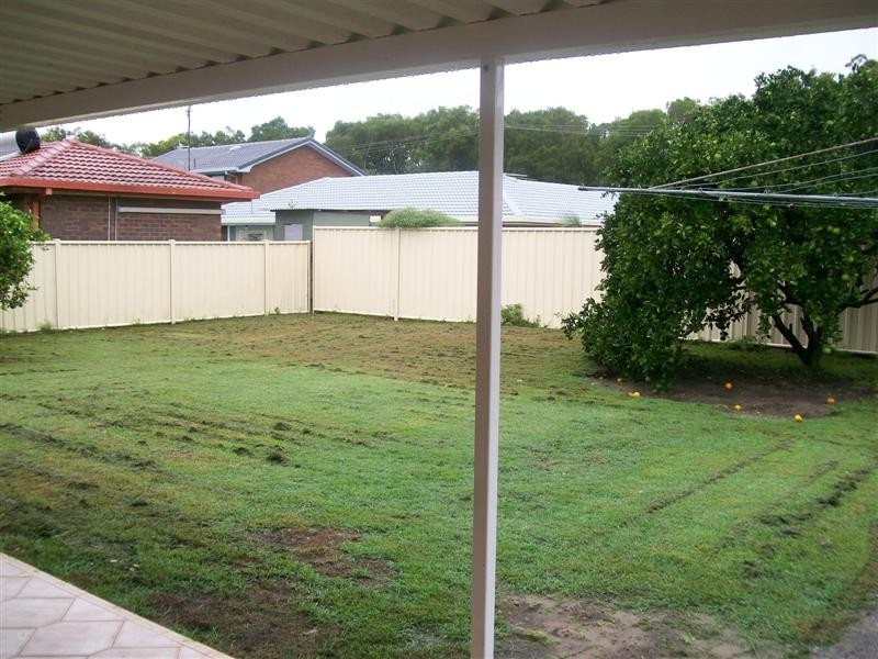 18 Coonawarra Crt, Yamba NSW 2464