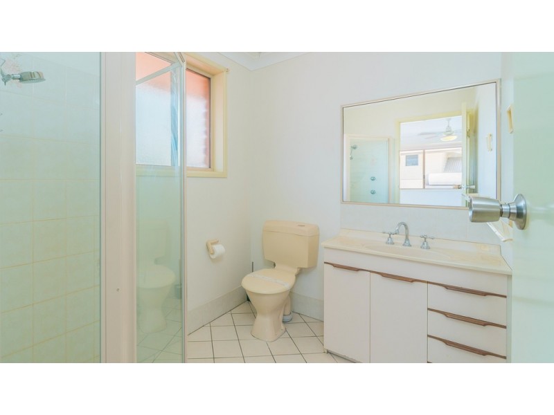 42 The Mainbrace, Yamba NSW 2464