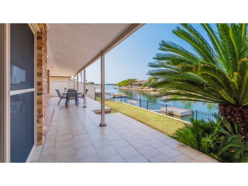 42 The Mainbrace, Yamba NSW 2464