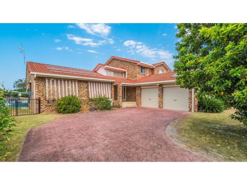 42 The Mainbrace, Yamba NSW 2464