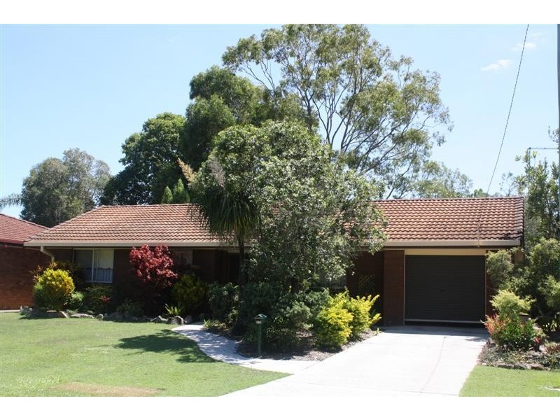 35 Shores Drive, Yamba NSW 2464