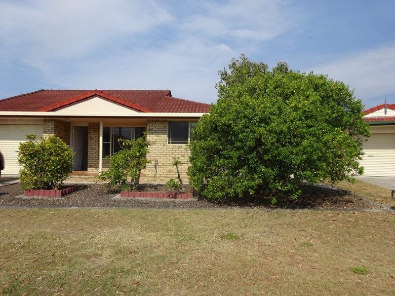 2/36 Osprey Drive, Yamba NSW 2464