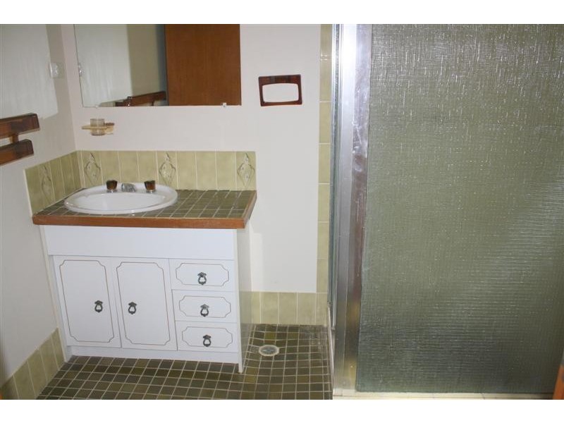 3/2 Waratah Avenue, Yamba NSW 2464