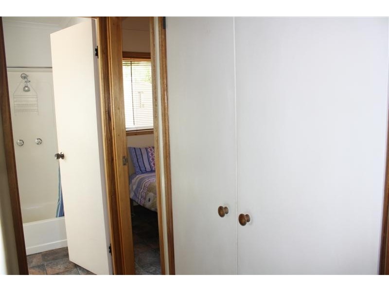 J1 Blue Dolphin Park, Yamba NSW 2464