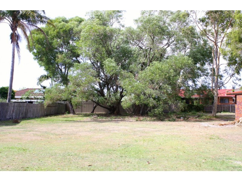 10 Waratah Avenue, Yamba NSW 2464