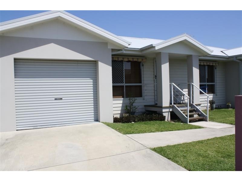 2/14 Wattle Drive, Yamba NSW 2464