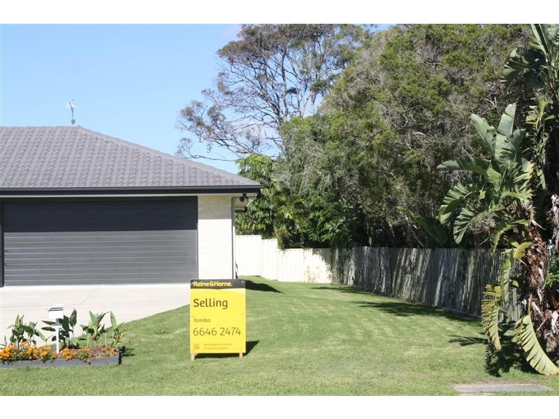 220 Yamba Road, Yamba NSW 2464