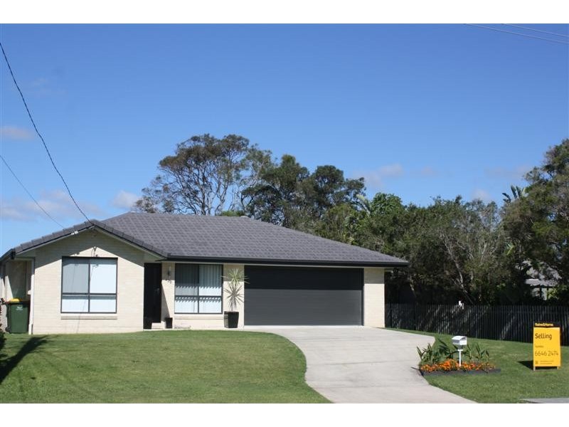 220 Yamba Road, Yamba NSW 2464