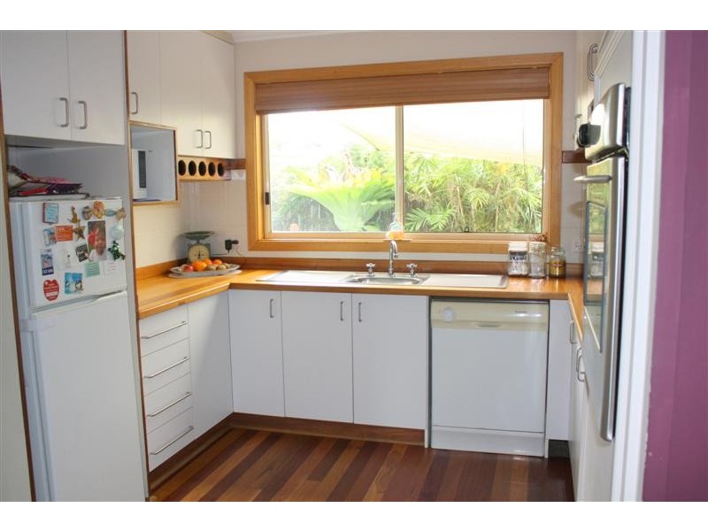 41 Shores Drive, Yamba NSW 2464