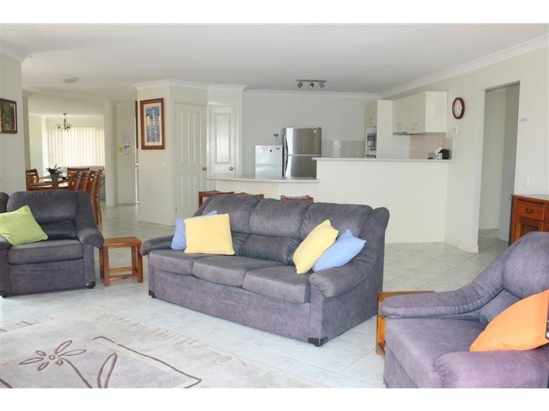 51 Witonga Drive, Yamba NSW 2464