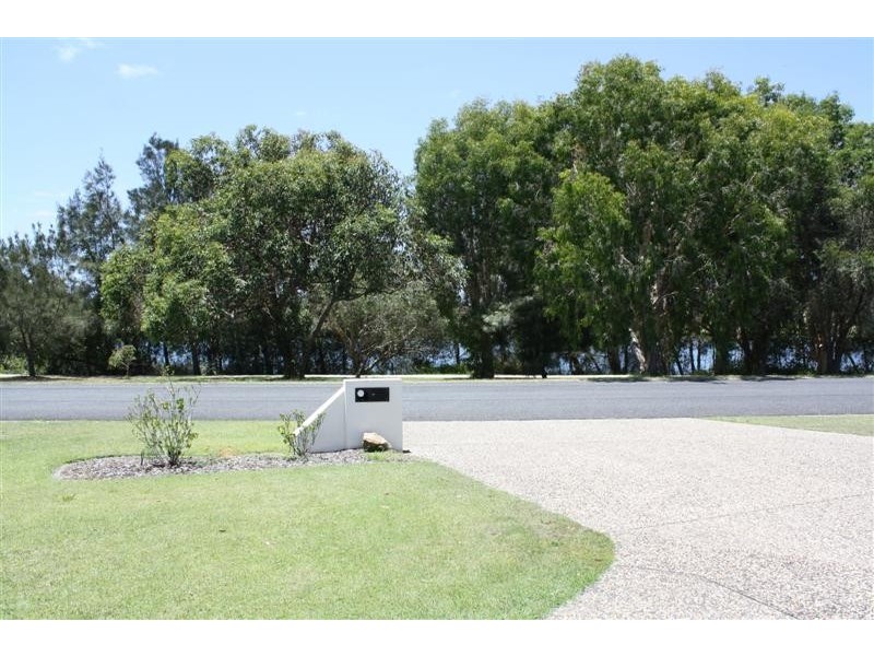 51 Witonga Drive, Yamba NSW 2464