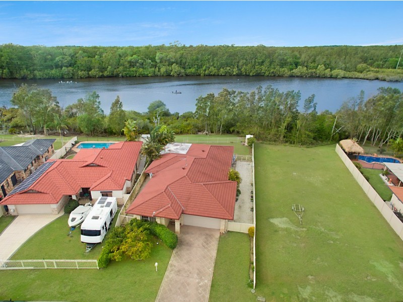 28 Bayview Drive, Yamba NSW 2464