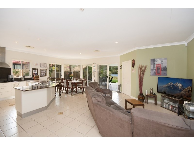 28 Bayview Drive, Yamba NSW 2464