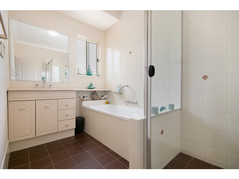 28 Bayview Drive, Yamba NSW 2464