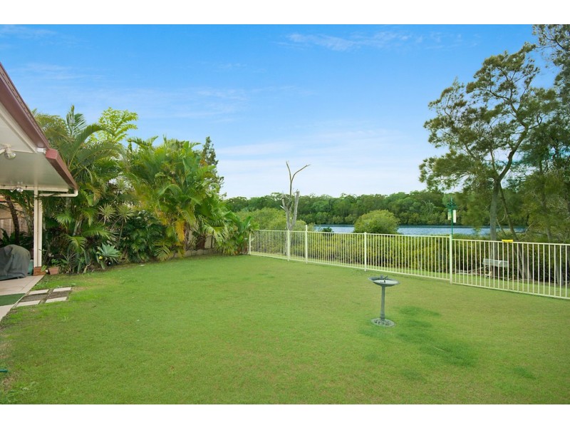 28 Bayview Drive, Yamba NSW 2464