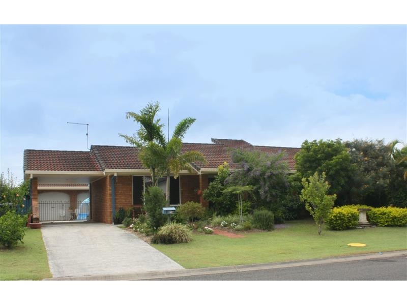 10 Osprey Drive, Yamba NSW 2464