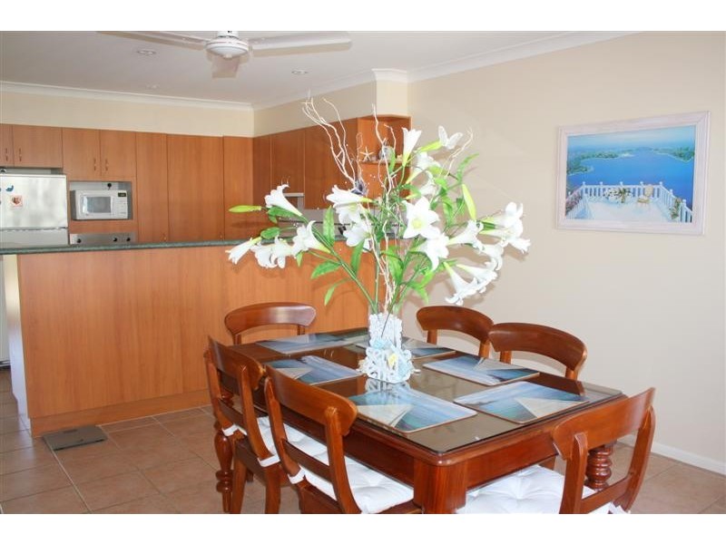 5-5/18 Pacific Parade, Yamba NSW 2464