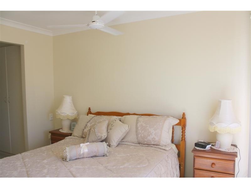 5-5/18 Pacific Parade, Yamba NSW 2464