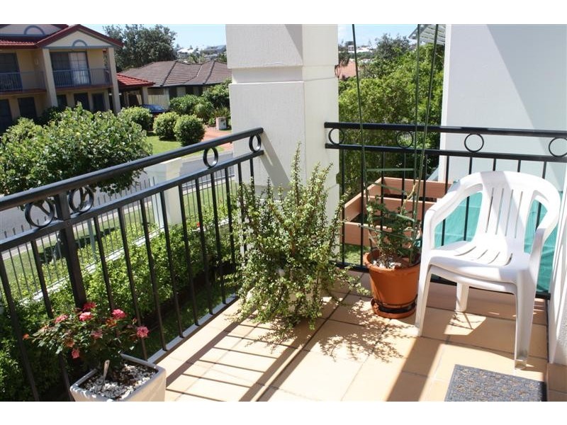 5-5/18 Pacific Parade, Yamba NSW 2464