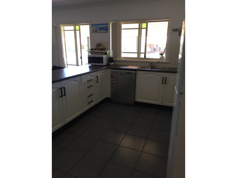 13 Admiralty Court, Yamba NSW 2464