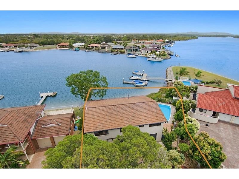 33 The Peninsula, Yamba NSW 2464
