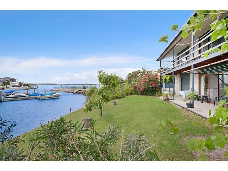 33 The Peninsula, Yamba NSW 2464
