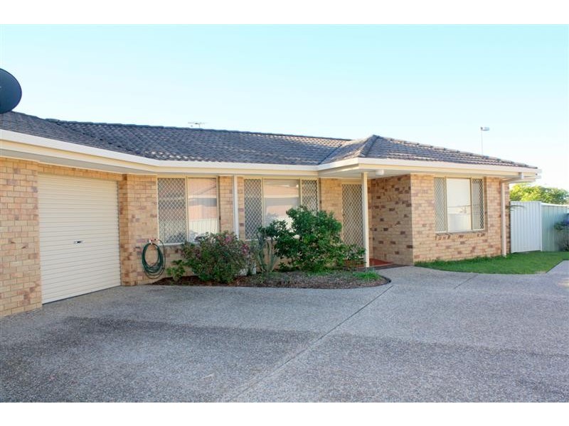 2/27 Heron Court, Yamba NSW 2464